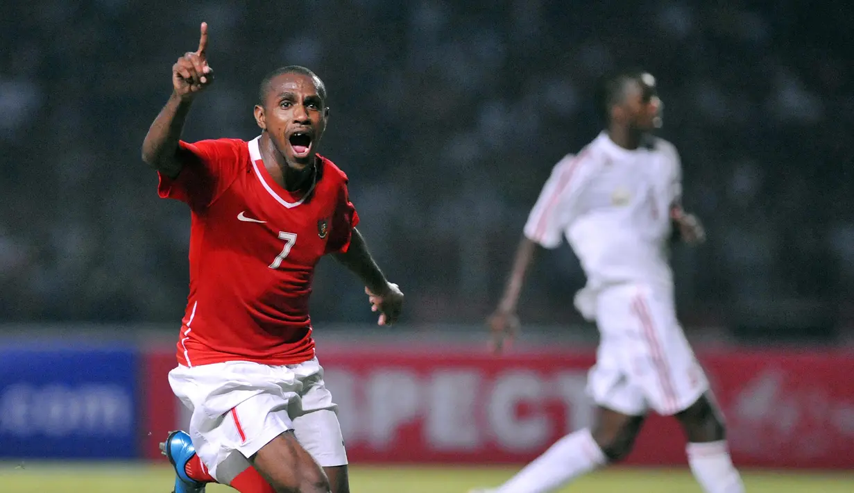 Di matchday pertama Grup A Piala AFF 2016, Boas Salossa membuka gol pertama bagi Timnas Indonesia saat menghadapi Thailand di Philippine Sports Stadium pada menit ke-53. (AFP/Adek Berry)