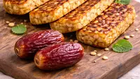 Bingung Menu Sahur? Kombinasi Kurma dan Tempe Bisa Bikin Kenyang Lebih Lama