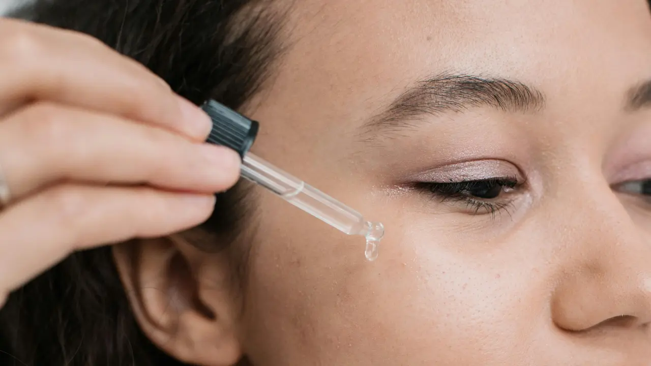 Cara Menghilangkan Flek Hitam dengan Skincare