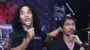 Slank mengekspresikan kebencian yang marak di medsos lewat sebuah gerakan tagar unik dalam jargon judul album mereka #Palalopeyank, Jakarta, Selasa (7/2). (Liputan6.com/Herman Zakharia)