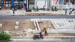 Suasana pembangunan Underpass Senen Extension di Jakarta, Selasa (19/10/2020). Kepala Dinas Bina Marga DKI Jakarta, Hari Nugroho mengatakan progres pembangunan Underpass Senen Extension atau lintas bawah lanjutan Senen kini sudah mencapai 87 persen. (Liputan6.com/Immanuel Antonius)