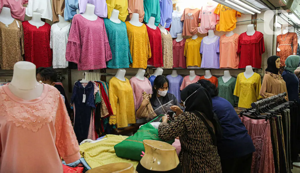 Selain itu, investasi nonbangunan yang juga baik karena hilirisasi yang dijalankan pemerintah. (Liputan6.com/Faizal Fanani)