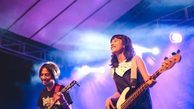 Fitry Wulantari dan Fiersa Besari (https://www.instagram.com/p/BvMfzXxAth8/)