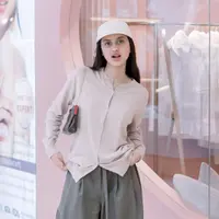 Nama Asila Maisa belakangan ramai diperbincangkan usai video nyanyi-nya viral di media sosial. [Foto: IG/therealaisamaisa].