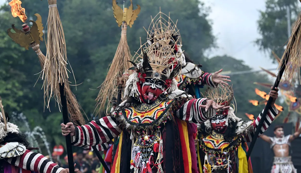 Kekuatan tersebut meliputi kekuatan Bhuana Agung (alam raya) dan Bhuana Alit (diri manusia). (SONNY TUMBELAKA/AFP)