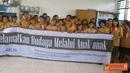 Citizen6, Surabaya: Mahasiswa ITS, Jurusan Teknik Kimia, dalam program kreatifitas mahasiswa pengabdian masyarakat (PKMM) membuat permainan yang bernama Jaws (Javanesse World Scrabble).(Pengirim: Widhy Roviantika)