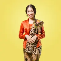 ilustrasi Cara Merawat Kebaya Bludru/Ibenk_88/shutterstock.com