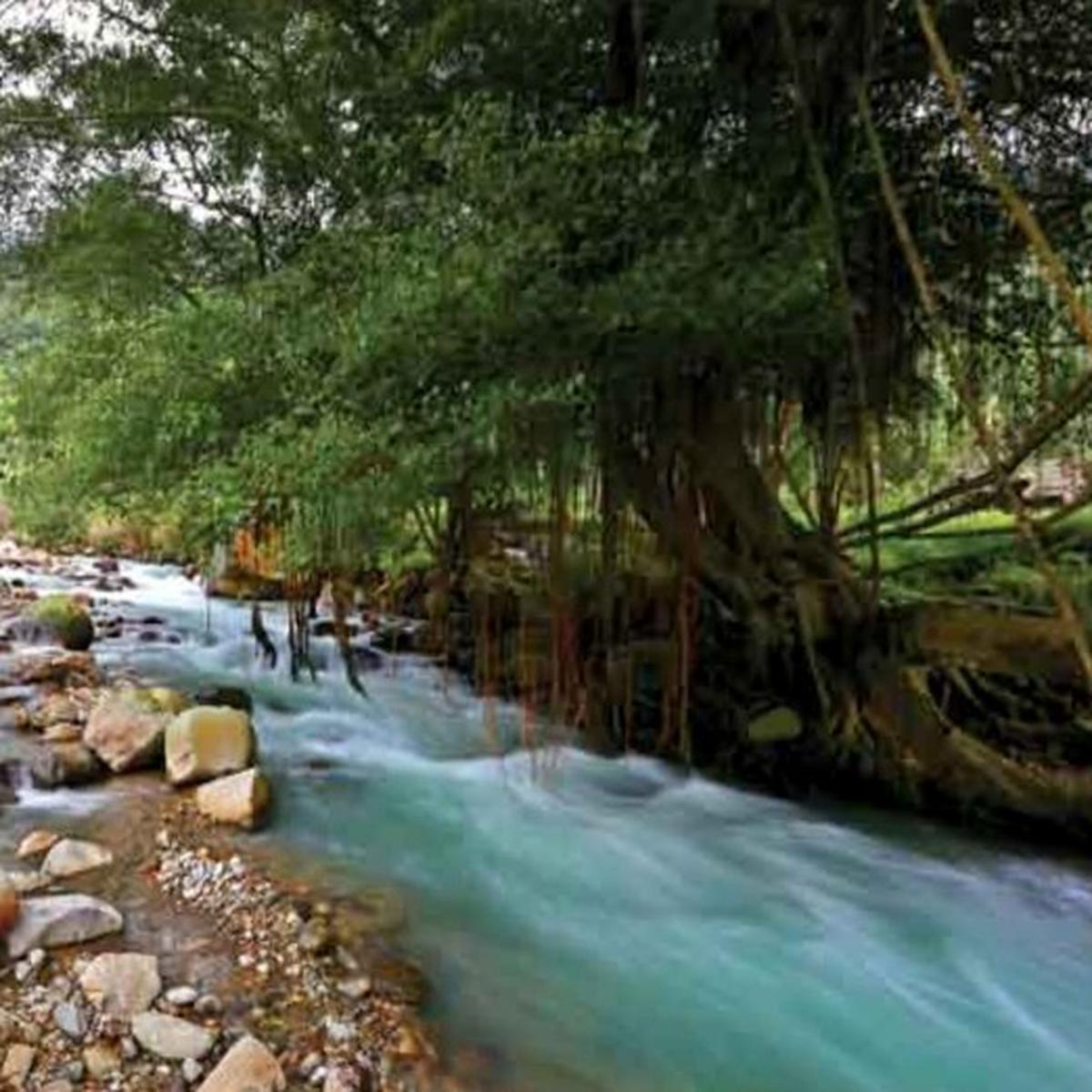 Mata air dari sungai yang ada di indonesia berasal dari