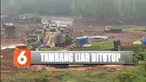 Kehadiran truk dan alat berat juga merusak jalan desa karena kendaraan tersebut beroperasi setiap hari.