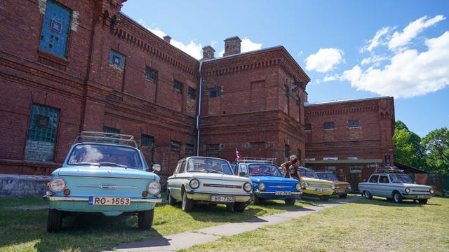 Pesta Mobil Antik di Latvia