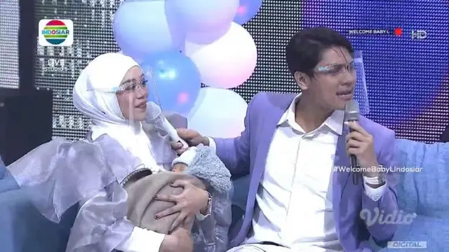 Lesti Kejora saat Gendong Anak