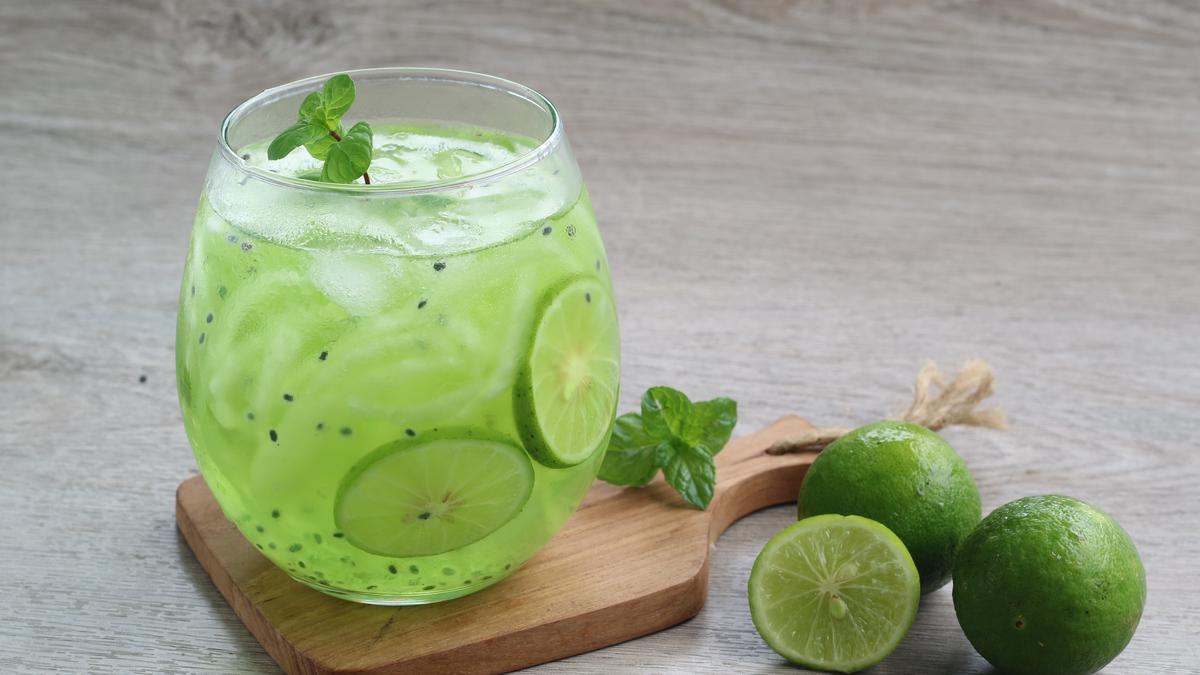 5 Resep Es Kuwut Timun Jeruk Nipis yang Segar dan Mudah Dibuat, Cocok untuk Buka Puasa