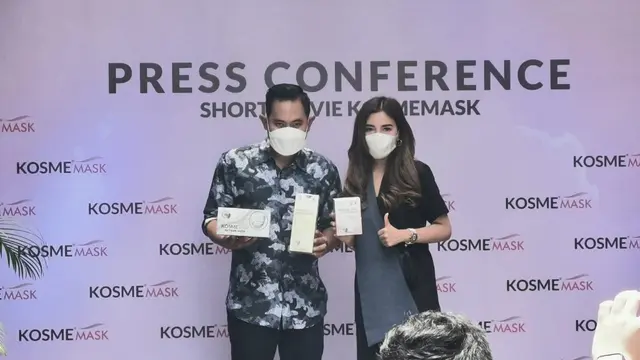 Gilang Widya Pramana dan istrinya Shandy Purnamasari