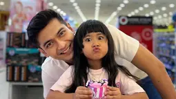 Teuku Ryan Belum Kenalkan Kekasih Barunya ke Moana, Ini Alasannya
