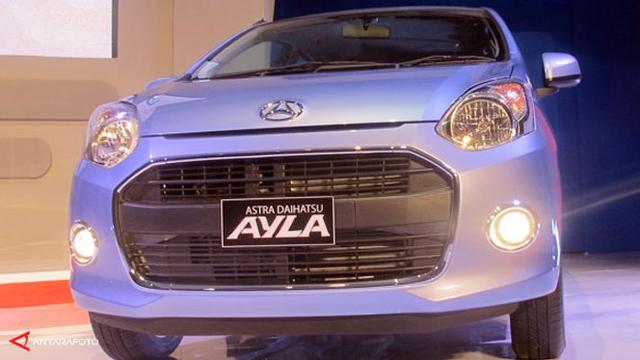 daihatsu-ayla-130909b.jpg