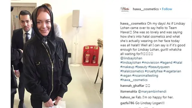 Lindsay Lohan berhijab