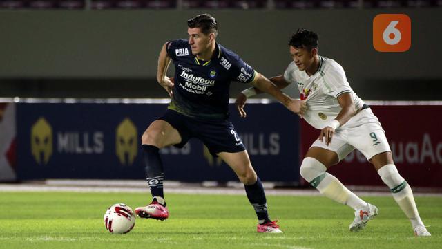 FOTO: Persib Tantang Persija di Final Piala Menpora 2021 usai Singkirkan PS Sleman - Nick Kuipers; Saddam Emiruddin Gaffar