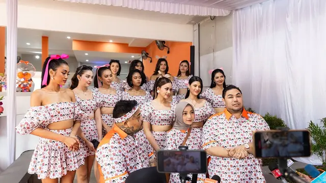 Ivan Gunawan Buka Bisnis Kuliner Baru, Harga Mulai 15 Ribu dan Bikin Perut Kenyang