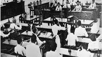 ilustrasi sidang PPKI (sumber: wikimedia commons)