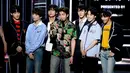 Akan tetapi kata ini terdengar seperti 'nigga', akan sangat buruk jika ditujukan pada orang kulit hitam. Tak ingin terjadi kesalahpahaman, BTS pun memutuskan untuk menggantinya. (AFP/Kevin Winter/GETTY IMAGES NORTH AMERICA)