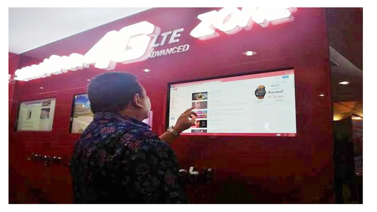 TampilanSerba Digital di GaleriPusatSmartfren