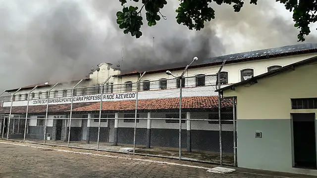 20170124-Sebuah Penjara di Brasil Dibakar, 25 Napi Melarikan Diri-Sao Paulo