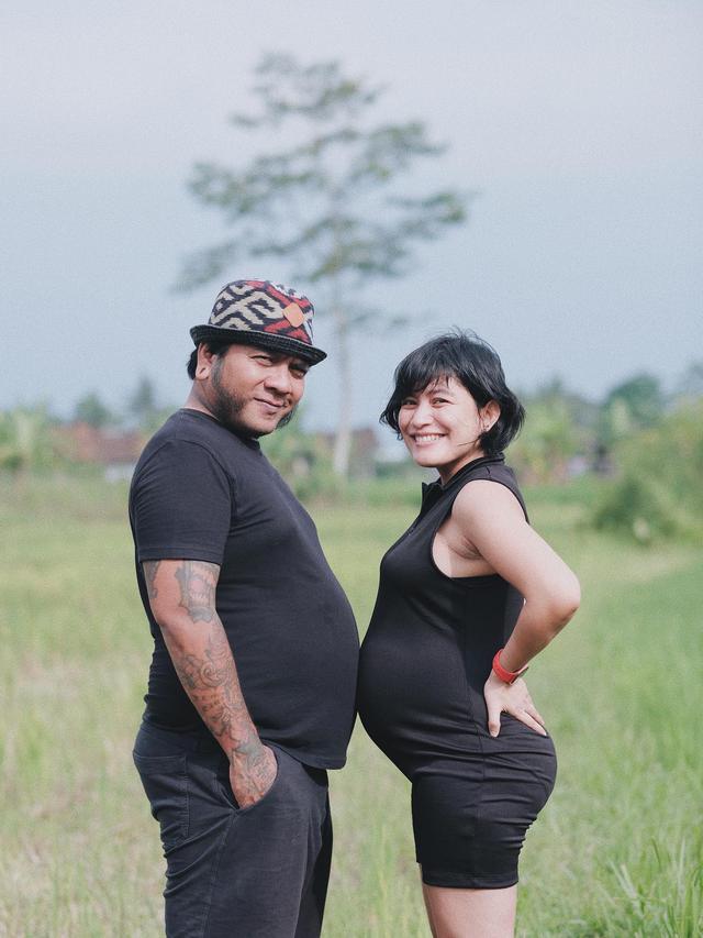 Melahirkan, Ini 7 Potret Perjalanan Kehamilannya Shara Istri Kedua Erix Soekamti
