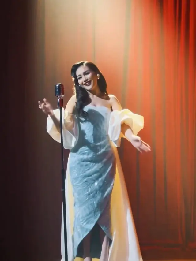 7 Potret Ayu Ting Ting Tampil Memesona Bergaya Bak Noni Belanda Ini Banjir Pujian