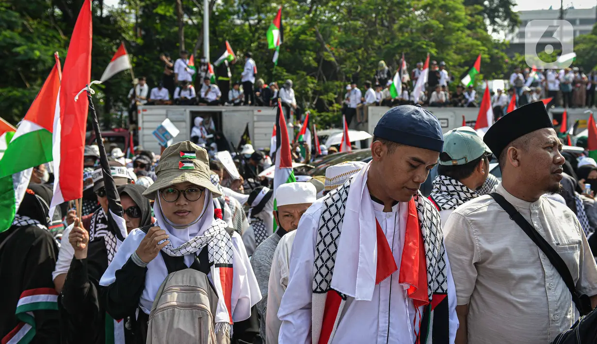 Massa juga mengutuk kebijakan Amerika yang tidak mendukung gencatan senjata yang diusulkan oleh PBB. (Liputan6.com/Faizal Fanani)