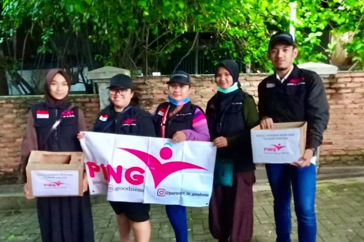 Partners in Goodness: Berbagi Takjil Selama Bulan Puasa