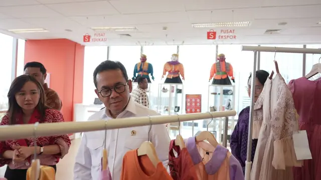 Mendag Budi.
