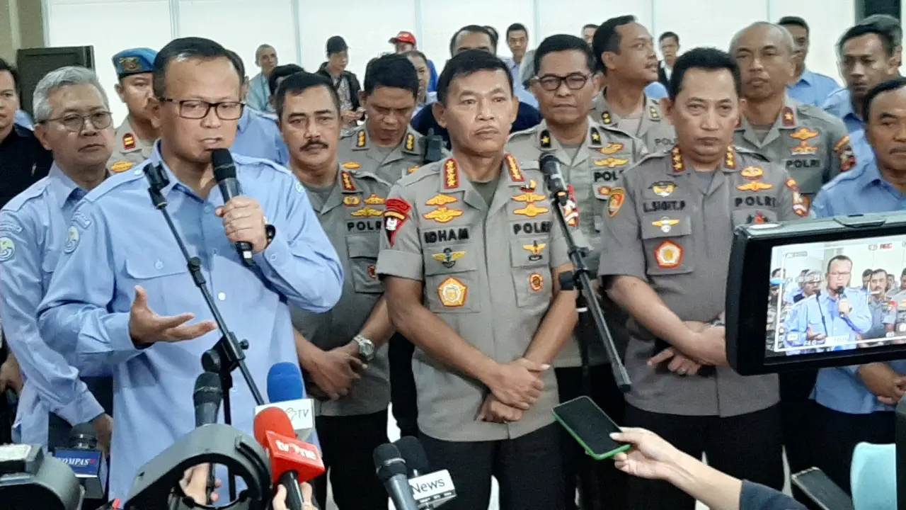 Menteri Kelautan dan Perikanan Edhy Prabowo, Kapolri Jenderal Pol Idham Azis dan Kepala Badan Reserse Kriminal Polri, Komjen Listyo Sigit Prabowo