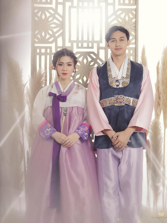 6 Gaya Prewedding Caesar Hito dan Felicya Angelista Pakai Hanbok, Menawan