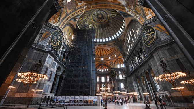 Kini Jadi Masjid Ikon Suci Kristiani Di Hagia Sophia Bakal Ditutup Selama Salat Global Liputan6 Com