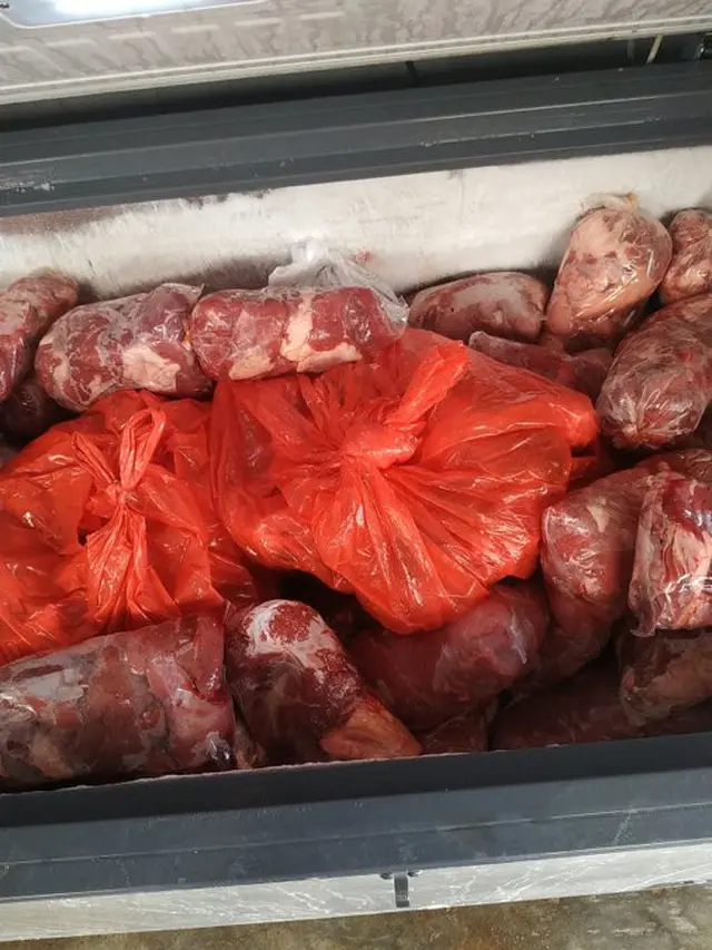 6 Penampakan Isi Kulkas Usai Kurban Iduladha, Penuh dengan Daging