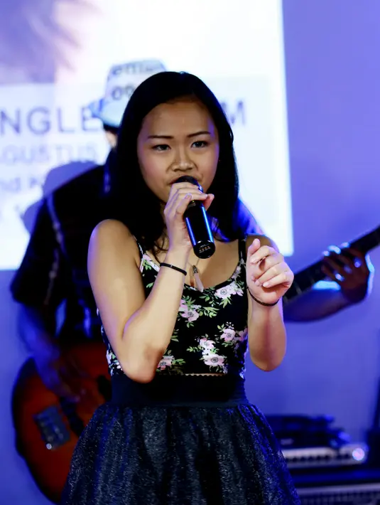 Priscilla Thania, penyanyi muda yang memiliki karakter suara yang patut diperhitungkan di belantika musik tanah air. (Wimbarsana/Bintang.com)