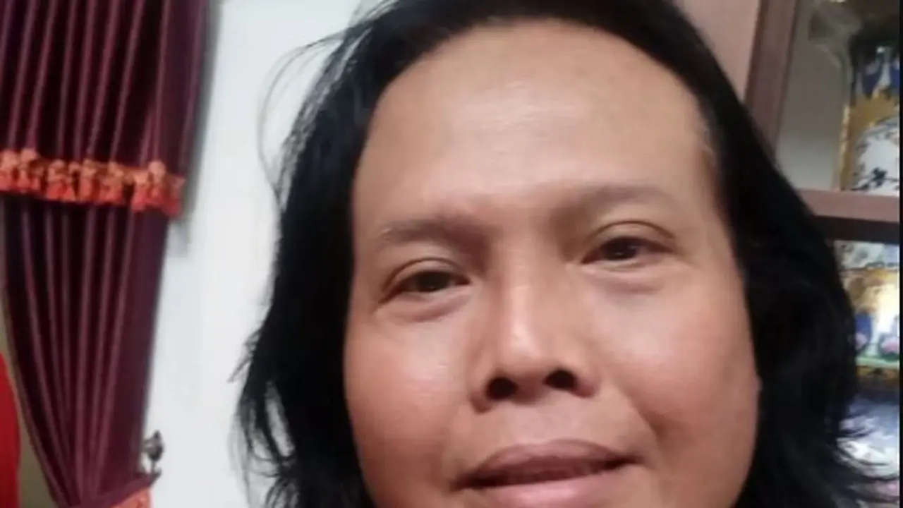 Ageng Kiwi (https://www.instagram.com/p/CIj3cktAUnD/)