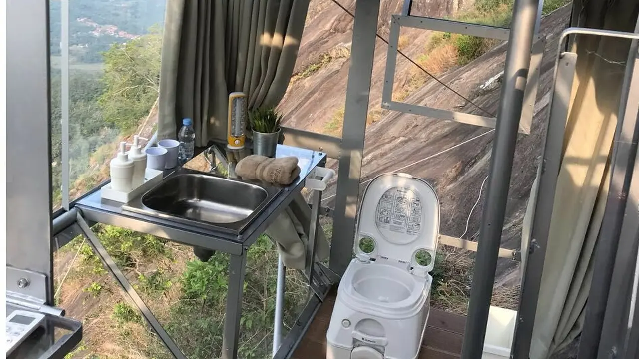 Hotel Gantung Gunung Parang