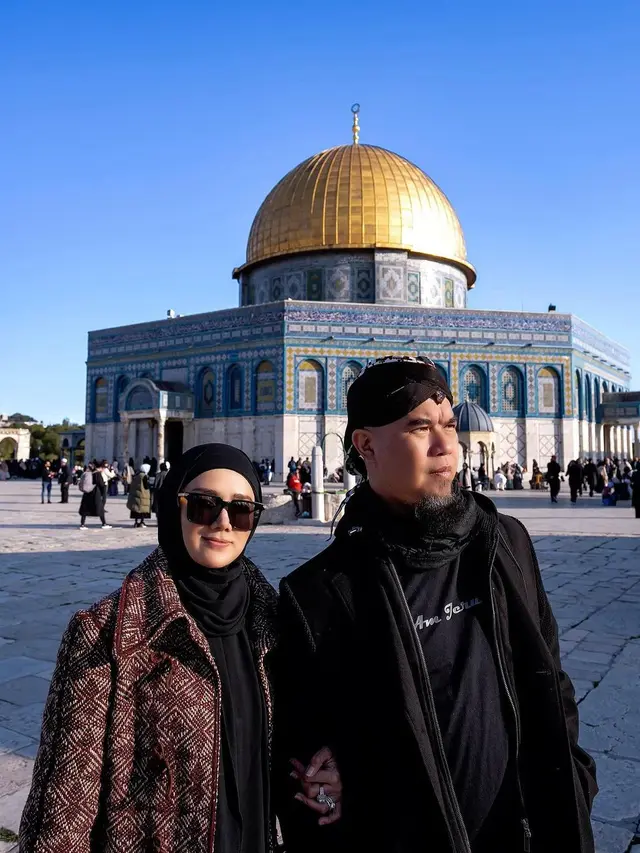 6 Potret Mulan Jameela dan Keluarga di Palestina, Kunjungi Masjid Al Aqsa