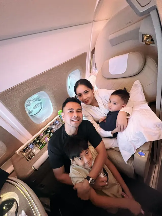Siap Ikut Marathon, Ini 6 Potret Raffi Ahmad dan Keluarga Bertolak ke Amerika Serikat