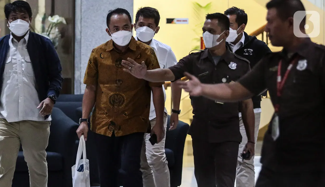 Idris mengaku dicecar penyidik KPK soal penggeledahan di Apartemen Pakubuwono, Menteng, Jakarta Pusat. (Liputan6.com/Johan Tallo)