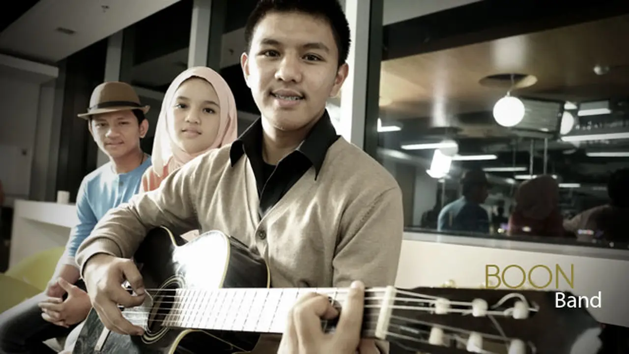 Wawancara Khusus Dengan Personil Boon 