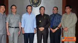 Citizen6, Jakarta Pusat: Kunjungan Gubernur Sulawesi Tengah Longki Djanggola dan rombongan dalam rangka memaparkan rencana pengelolalaan Kelautan dan Perikanan di Sulawesi Tengah. (Pengirim: Efrimal Bahri)