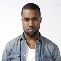 Rapper yang mempunyai nama lengkap Kanye Omari West ini lahir 8 Juni 1977. (via funnyordie.com)
