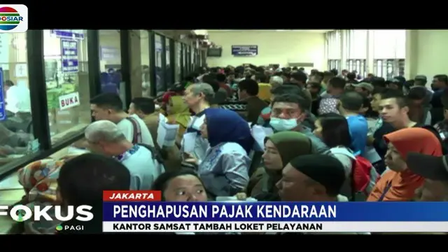 Pemohon Penuhi Kantor Samsat di Hari Terakhir Pemutihan Sanksi Pajak Kendaraan
