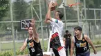 Keseruan CEO KKR Cup kembali berlanjut, kali ini dengan turnamen Basket 3 lawan 3. (Bola.com/Agri Aulian Perdana)