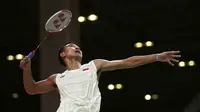 Namun pada laga 16 besar Olimpiade 2016 ini Tommy Sugiarto malah kesulitan meladeni perlawanan Rajiv Ouseph. (Reuters/Jeremy Lee)