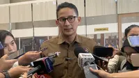 Menteri Pariwisata Sandiaga Salahudin Uno saat menghadiri rapat di Kompleks DPR/MPR, Senayan, Jakarta. (Liputan6.com/Delvira Hutabarat)