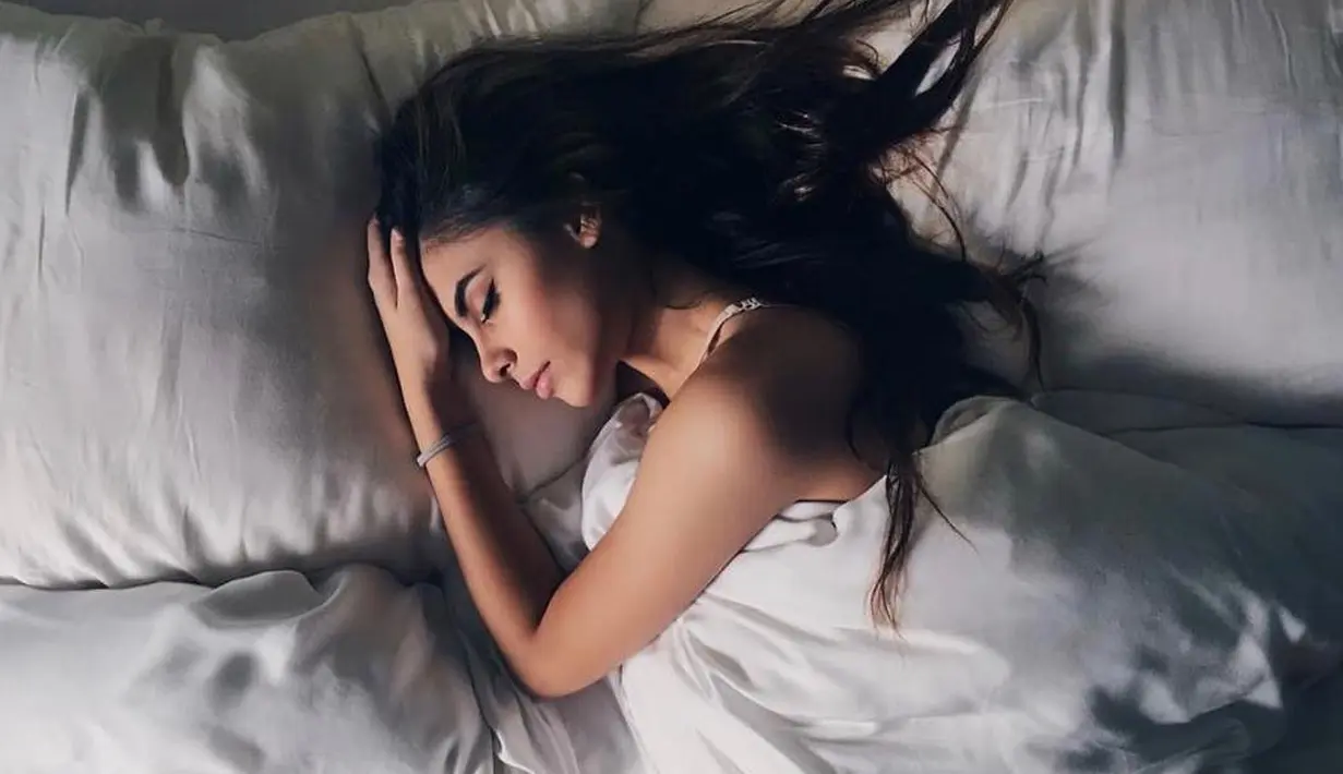 Walaupun masih muda, akan tetapi Valerie Thomas sudah punya bisnis di bidang kecantikan. (Foto: instagram.com/valerieethomas)