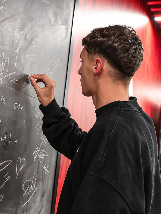 Diperkirakan bahwa Terracciano akan segera bergabung dalam sesi latihan bersama rekan-rekannya di Milanello, Selasa (9/1/2024). (FOTO: instagram.com/terraccianofilippo/)